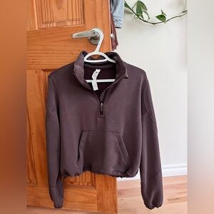 Lululemon Athletica brushed softstreme half zip size 6